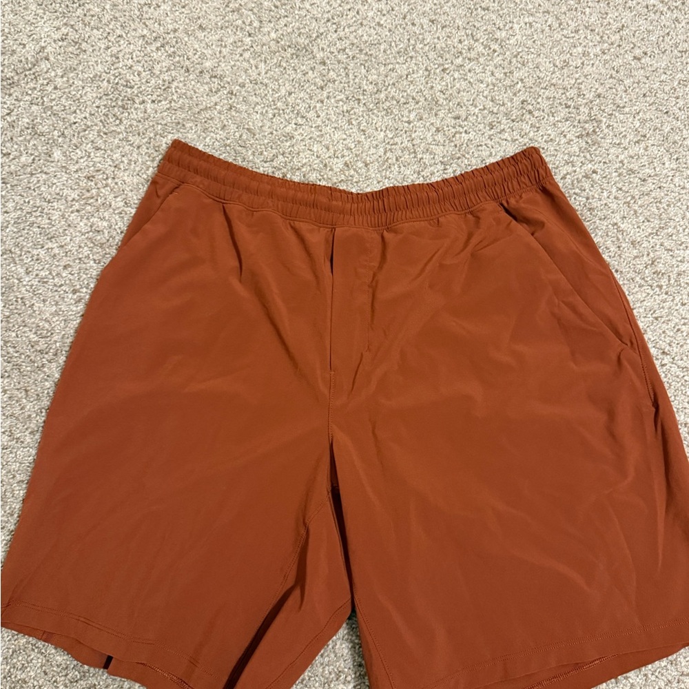 Lululemon men’s run response Rust Orange Athletic Shorts XL